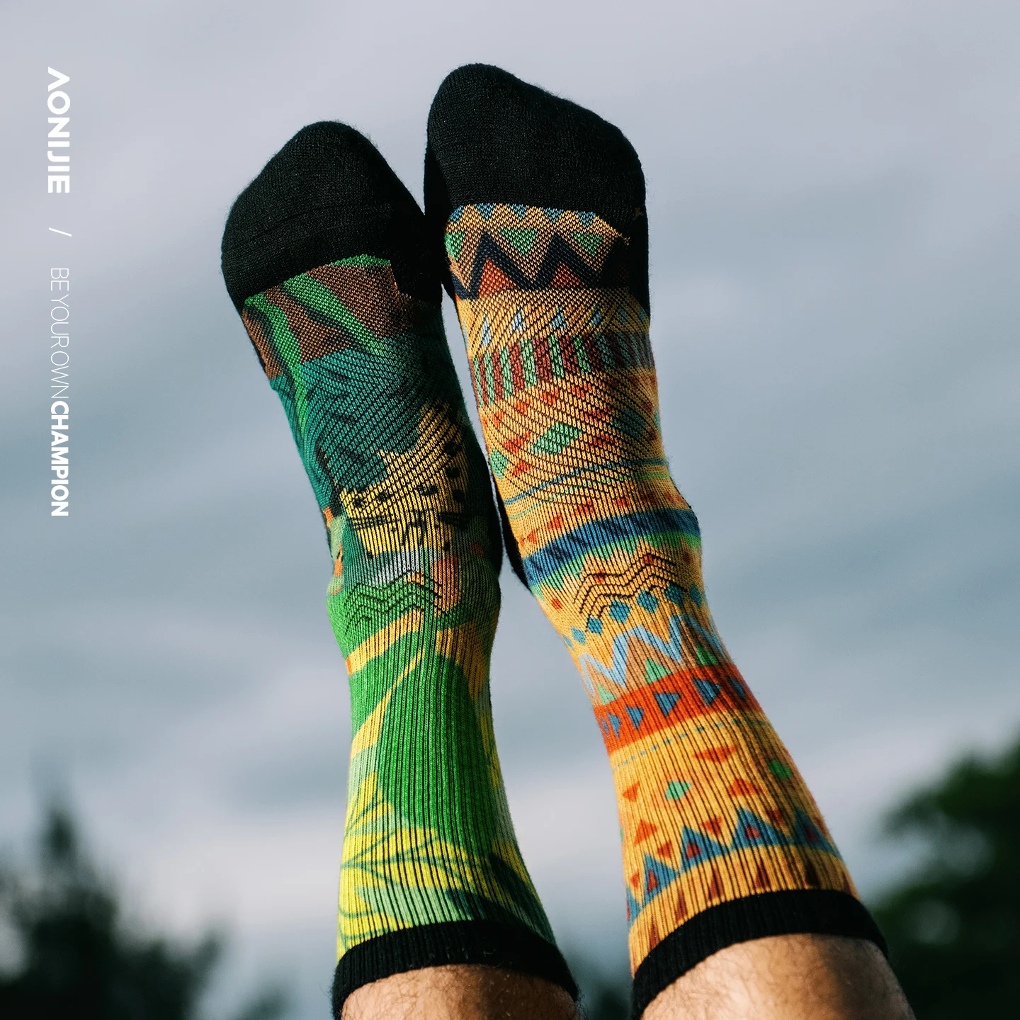 ถุงเท้าขนสัตว์กลางแจ้ง AONIJIE - Wool Hiking Sock บทวิจารณ์และราคา
