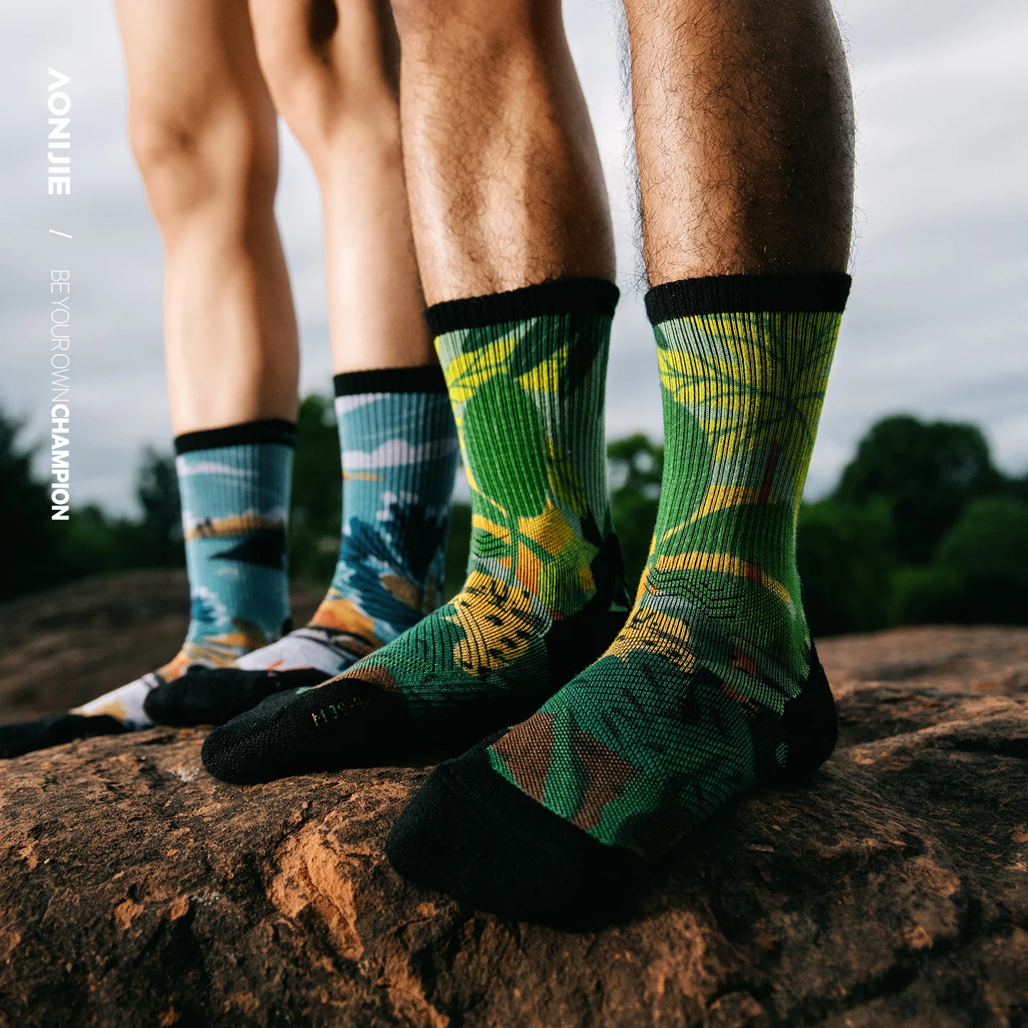 ถุงเท้าขนสัตว์กลางแจ้ง AONIJIE - Wool Hiking Sock บทวิจารณ์และราคา