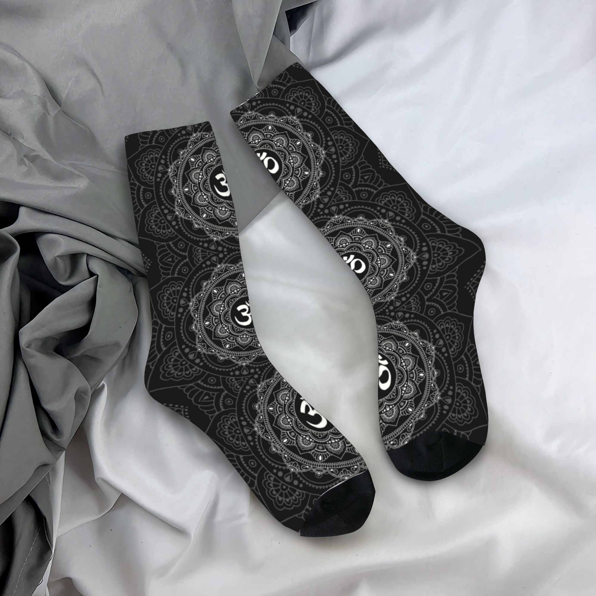 ถุงเท้าลายออมแมนดาลาแบบกำหนดเอ - Dress Sock Men บทวิจารณ์และราคา